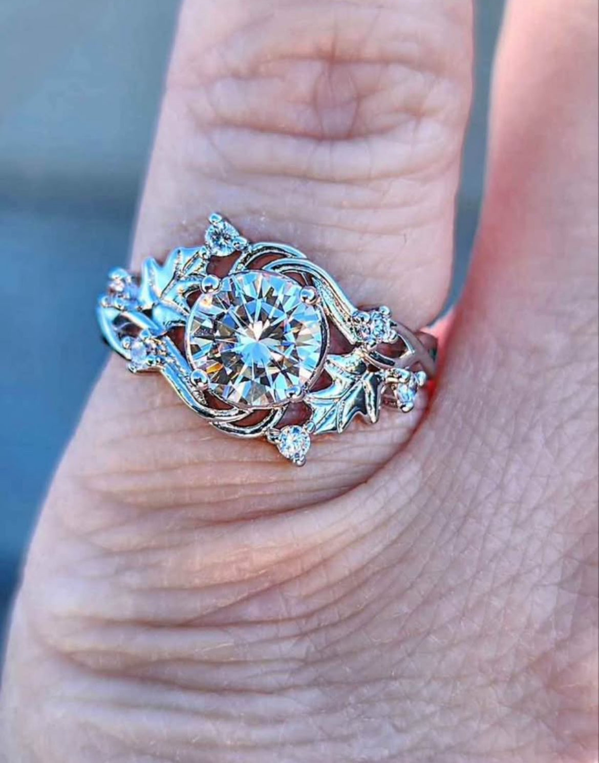 1 Carat Moissanite with Leaf Cubic Zirconia Detail Stainless Steel Ring